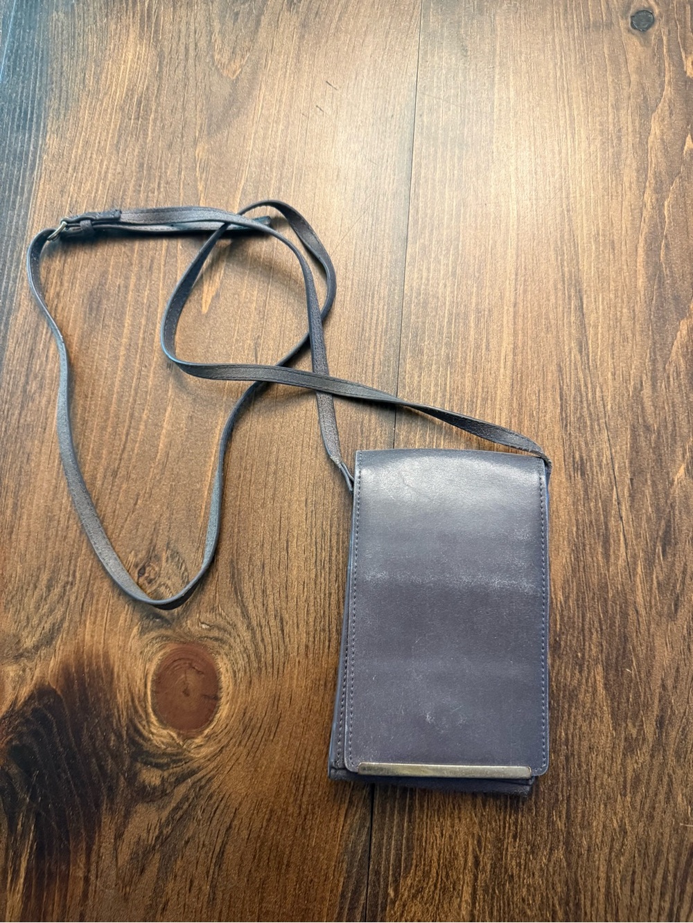 Leather Crossbody Phone Wallet - Navy